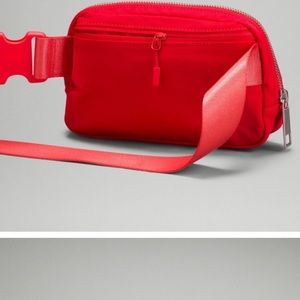 LULULEMON EVERYDAY BELT BAG - RED